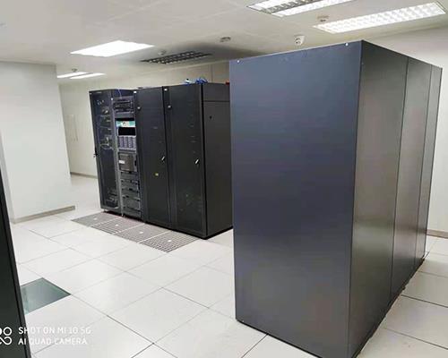 某地就业局信息中心